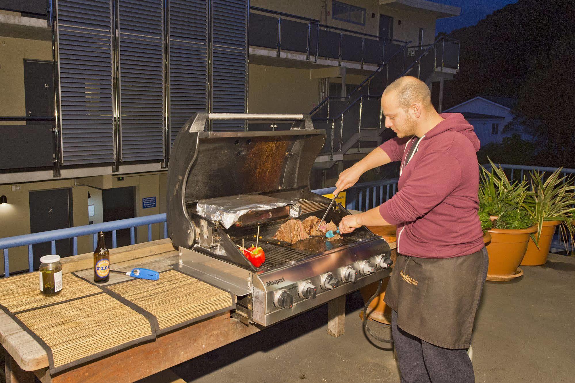 Saltwater Lodge Backpackers Paihia Bagian luar foto