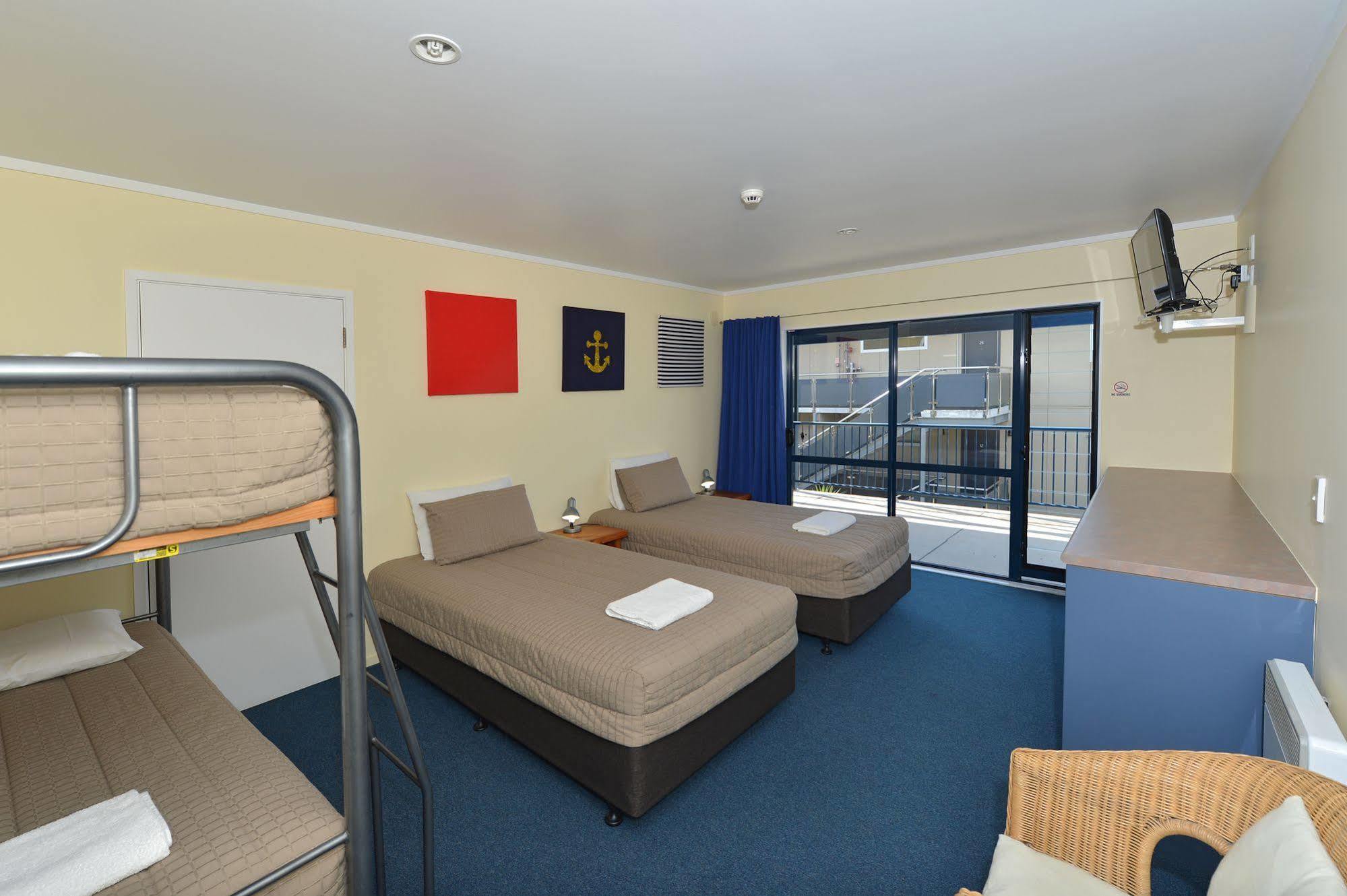 Saltwater Lodge Backpackers Paihia Bagian luar foto