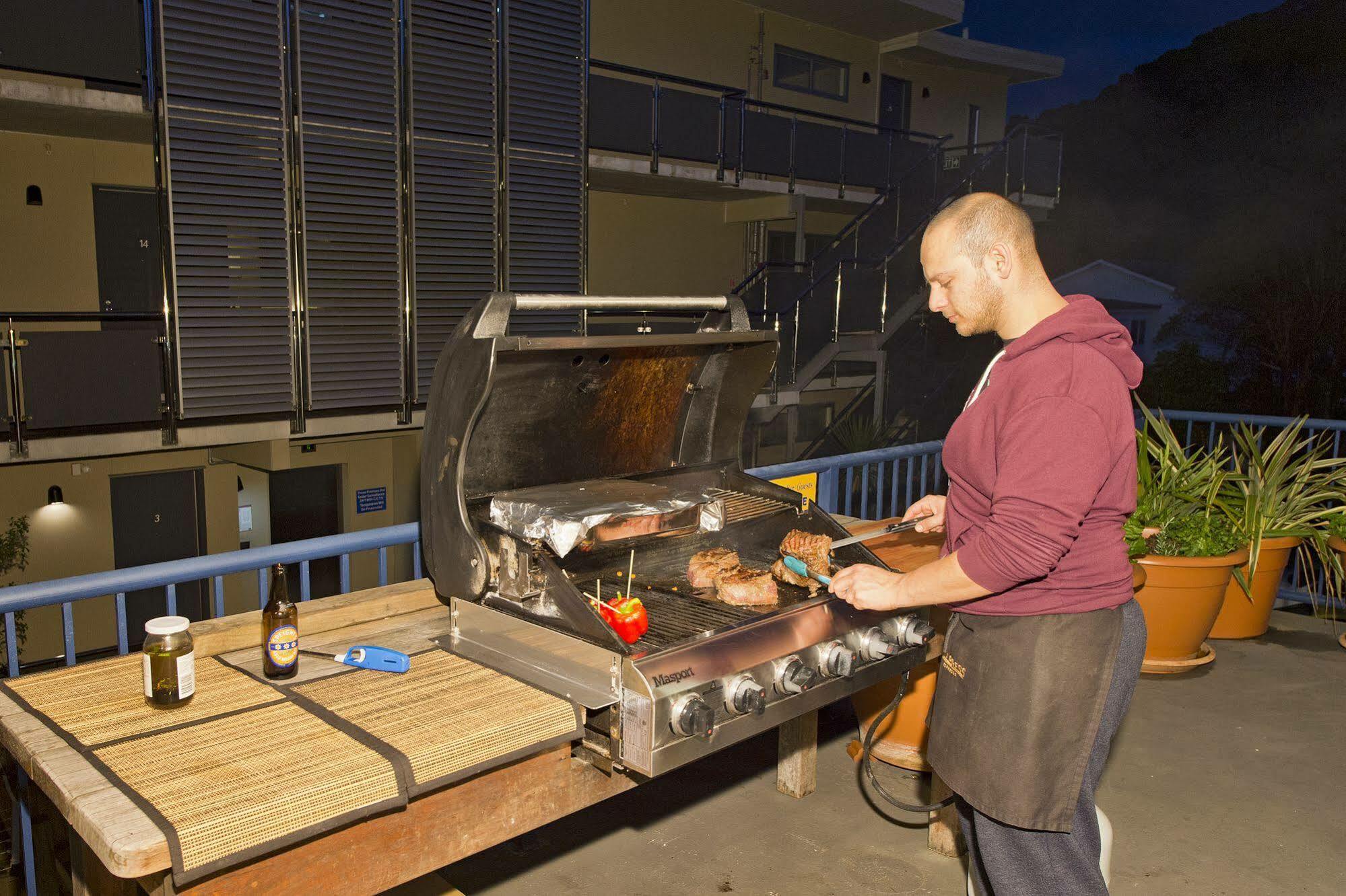 Saltwater Lodge Backpackers Paihia Bagian luar foto